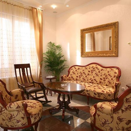 Garni Hotel Andjelika Крагуевац Экстерьер фото